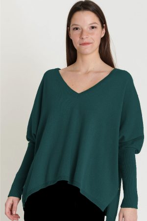 Pull col V et manches chauve-souris Ominira en laine viscose et cachemire Maevy
